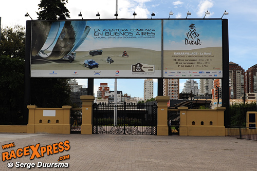 FOTO's Dakar 2010: Lachende Nederlanders, Argentijnse pitspoezen en meer